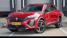 Rood Gebruikt 2024 Peugeot 2008 Allure SUV | € 24.995 (Eerlijke prijs)