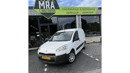 Gebruikt 2013 Peugeot Partner MPV | € 2.999 (Eerlijke prijs)