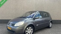 Gebruikt 2004 Renault Scénic II Expression MPV | € 795 (Eerlijke prijs)