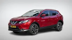 Rood Gebruikt 2015 Nissan Qashqai Tekna SUV | € 15.249 (Eerlijke prijs)