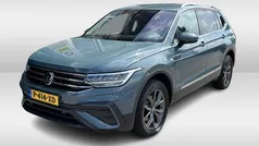 Blauw Gebruikt 2022 VW Tiguan Business SUV | € 35.950 (Eerlijke prijs)