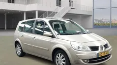 Gebruikt 2007 Renault Grand Scénic II MPV | € 1.950 (Eerlijke prijs)