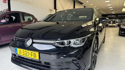 Occasion 2022 VW Golf VIII Business Hatchback | € 24.950 (Eerlijke prijs)