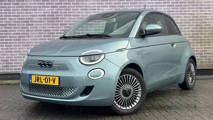 Blauw Gebruikt 2021 Fiat 500e Icon Hatchback | € 14.894 (Eerlijke prijs)