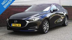 Gebruikt 2022 Mazda 3 Luxury Sedan | € 23.950 (Eerlijke prijs)