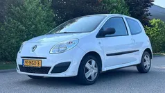 Wit Gebruikt 2008 Renault Twingo Authentique Hatchback | € 1.750 (Eerlijke prijs)