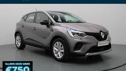 Zilver metallic Gebruikt 2022 Renault Captur Zen SUV | € 19.790 (Goede deal)