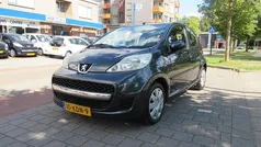 Grijs Gebruikt 2009 Peugeot 107 Hatchback | € 2.950 (Eerlijke prijs)
