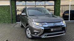 Grijs Gebruikt 2019 Mitsubishi Outlander Edition SUV | € 21.950 (Goede deal)