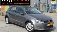 Grijs, metallic lak Gebruikt 2014 VW Polo Edition Hatchback | € 6.250 (Goede deal)