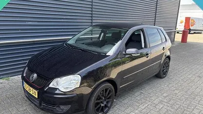 Gebruikt 2005 VW Polo Sportline Hatchback | € 2.499 (Eerlijke prijs)