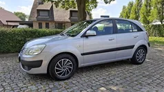 Gebruikt 2006 Kia Rio Hatchback | € 3.950 (Eerlijke prijs)