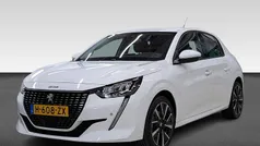 Wit Gebruikt 2020 Peugeot 208 Allure Hatchback | € 14.990 (Eerlijke prijs)