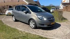 Bruin Gebruikt 2016 Opel Meriva MPV | € 11.450 (Eerlijke prijs)