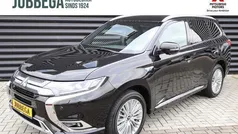 Zwart Gebruikt 2020 Mitsubishi Outlander Instyle SUV | € 27.995 (Eerlijke prijs)