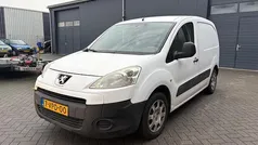 Gebruikt 2011 Peugeot Partner Van | € 2.845 (Eerlijke prijs)