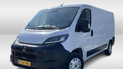 Occasion 2024 Peugeot Boxer S Van | € 24.425 (Super prijs)