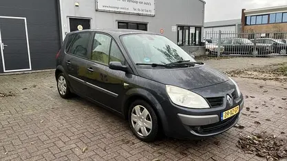 Gebruikt 2008 Renault Scénic II Business MPV | € 1.150 (Goede deal)