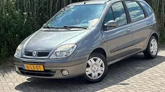 Grijs Gebruikt 2002 Renault Scénic Authentique MPV | € 1.250 (Goede deal)