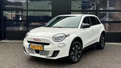 Gebruikt 2024 Fiat 600E Red SUV | € 23.999 (Super prijs)
