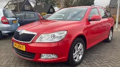 Rood Gebruikt 2010 Skoda Octavia Business Line Stationwagen | € 2.799 (Eerlijke prijs)