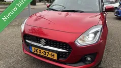 Gebruikt 2021 Suzuki Swift Style Hatchback | € 17.990 (Eerlijke prijs)