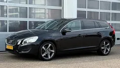 Zwart Gebruikt 2010 Volvo V60 Summum Stationwagen | € 7.875 (Goede deal)