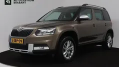 Bruin Gebruikt 2015 Skoda Yeti Outdoor Ambition SUV | € 13.945 (Super prijs)
