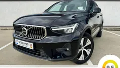 Zwart Gebruikt 2022 Volvo XC40 Plus SUV | € 33.949 (Eerlijke prijs)