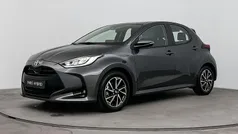 Grijs Gebruikt 2024 Toyota Yaris Hybrid Hatchback | € 23.999 (Eerlijke prijs)