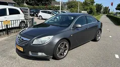 Grijs Gebruikt 2009 Opel Insignia Sport Sedan | € 2.995 (Goede deal)