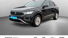 Gebruikt 2024 VW T-Roc Life SUV | € 28.419 (Eerlijke prijs)