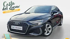 Zwart Gebruikt 2021 Audi A3 S-Line Sedan | € 25.940 (Goede deal)
