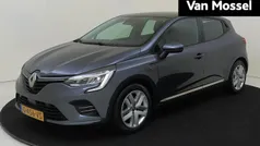 Grijs Gebruikt 2019 Renault Clio IV Zen Hatchback | € 13.435 (Eerlijke prijs)