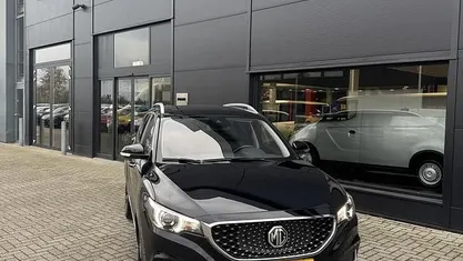Occasion MG ZS Luxury 105 kW (143 PK) 2020 Zwart SUV