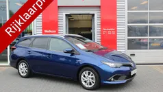 Gebruikt 2018 Toyota Auris Hybrid Stationwagen | € 18.900 (Eerlijke prijs)