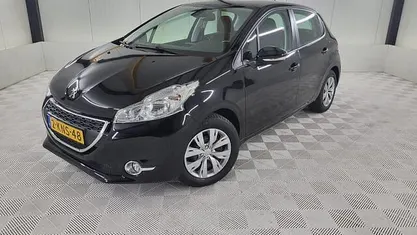 Occasion 2013 Peugeot 208 Envy Hatchback | € 6.999 (Eerlijke prijs)