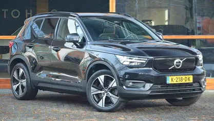 Gebruikt 2020 Volvo XC40 R-Design SUV | € 24.950 (Eerlijke prijs)