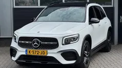 Wit Gebruikt 2021 Mercedes GLB250 AMG SUV | € 35.950