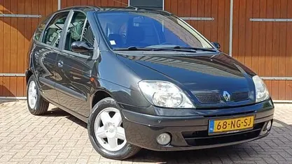 Zwart Gebruikt 2003 Renault Scénic Authentique MPV | € 1.150 (Eerlijke prijs)