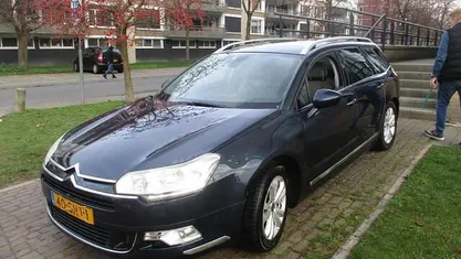 Blauw (metallic) Gebruikt 2011 Citroën C5 Exclusive Stationwagen | € 1.150 (Super prijs)