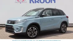 Blauw Gebruikt 2022 Suzuki Vitara Style SUV | € 26.750 (Eerlijke prijs)