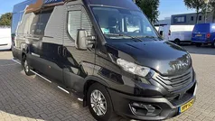 Zwart Gebruikt 2022 Iveco Daily Van | € 32.950 (Goede deal)