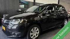 Gebruikt 2014 Dacia Sandero Lauréate Hatchback | € 6.949 (Eerlijke prijs)