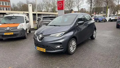 Grijs Gebruikt 2021 Renault Zoe Experience Hatchback | € 14.945 (Eerlijke prijs)
