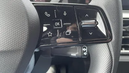 Nieuw Renault R5 Evolution 11 kW (15 PK) 2026 Zwart Hatchback