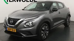 Grijs Gebruikt 2023 Nissan Juke Acenta SUV | € 20.795 (Eerlijke prijs)