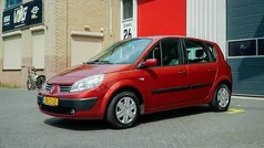 Rood Gebruikt 2006 Renault Scénic II Business MPV | € 1.499 (Goede deal)