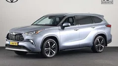 Moon dust silver metallic (1k5) (grijs metallic) Gebruikt 2021 Toyota Highlander Premium SUV | € 53.445 (Eerlijke prijs)