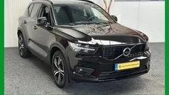 Gebruikt 2020 Volvo XC40 R-Design SUV | € 27.640 (Eerlijke prijs)